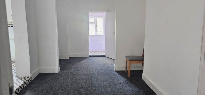 4 Bedroom Terraced House To Rent In Browning Road, Manor Park, E12