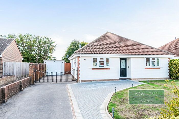 3 Bedroom Bungalow For Sale In Gilwynes, Bognor Regis, PO21
