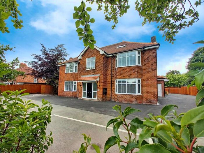 1 Bedroom Apartment To Rent In Altrincham Road, Manchester, Greater Manchester, M23