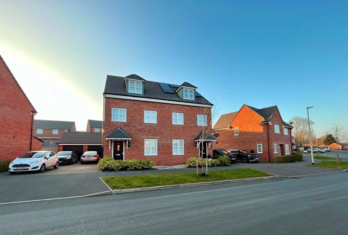 2 Bedroom House To Rent In Underhill Way, Bishops Tachbrook, CV33