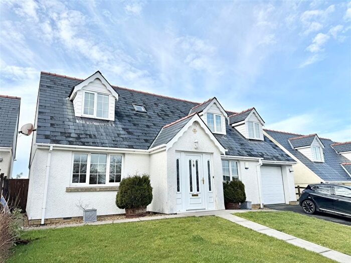 4 Bedroom Bungalow To Rent In Ashburton Grove, Princes Gate, Narberth, SA67