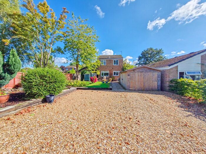 3 Bedroom Link Detached House For Sale In The Leys, Upper Boddington, NN11