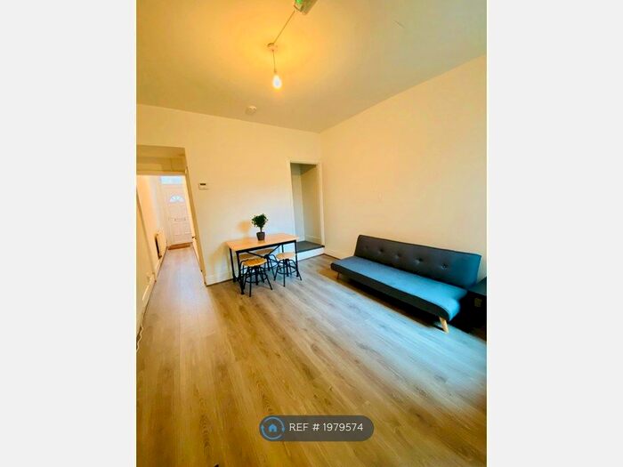 4 Bedroom Terraced House To Rent In Westwood Road, Coventry, CV5