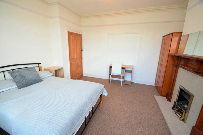 5 Bedroom Terraced House To Rent In Tregenver Road, Falmouth TR11