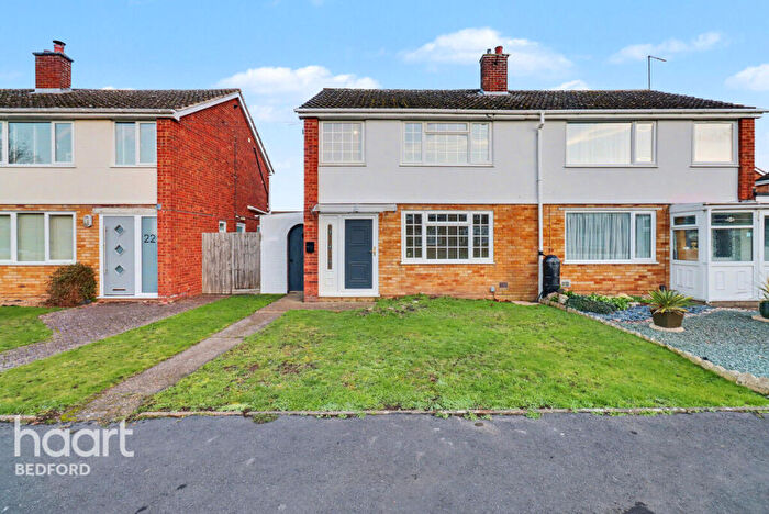3 Bedroom Semi Detached House To Rent In Booth Way, Little Paxton, PE19