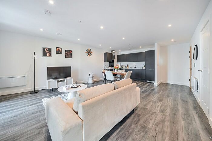 1 Bedroom Flat For Sale In Brunel Place, West Street, Maidenhead, SL6