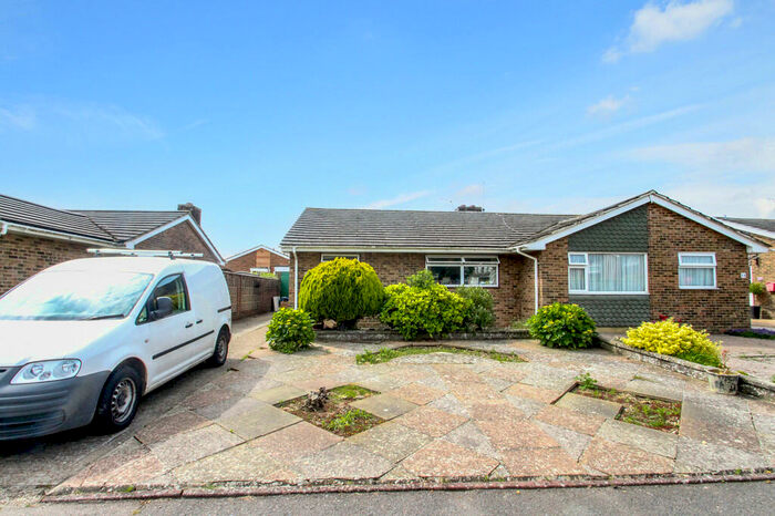 2 Bedroom Semi-Detached Bungalow To Rent In Boxgrove, Worthing, BN12