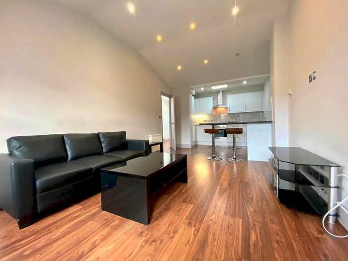 2 Bedroom Flat To Rent In Weymouth Mews, Marylebone, W1G