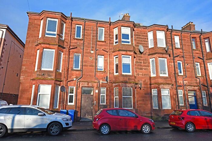 1 Bedroom Flat To Rent In Castlegreen Street, Dumbarton, West Dunbartonshire, G82