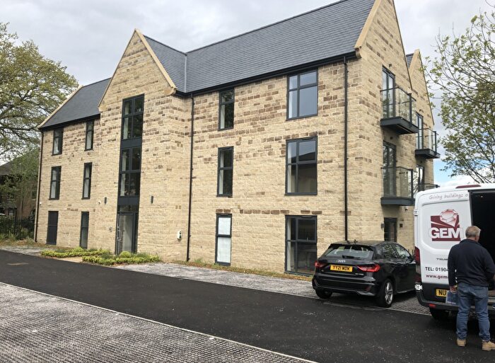 2 Bedroom Flat To Rent In North Lodge, Clifton Park Avenue, York, Yorkshire, YO30
