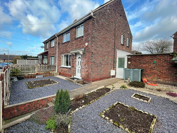 3 Bedroom Semi-Detached House For Sale In The Avenue, Tankersley, Barnsley, S75