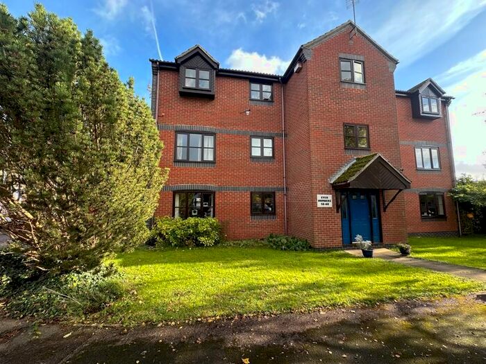2 Bedroom Flat To Rent In Boakes Drive, Stonehouse, GL10