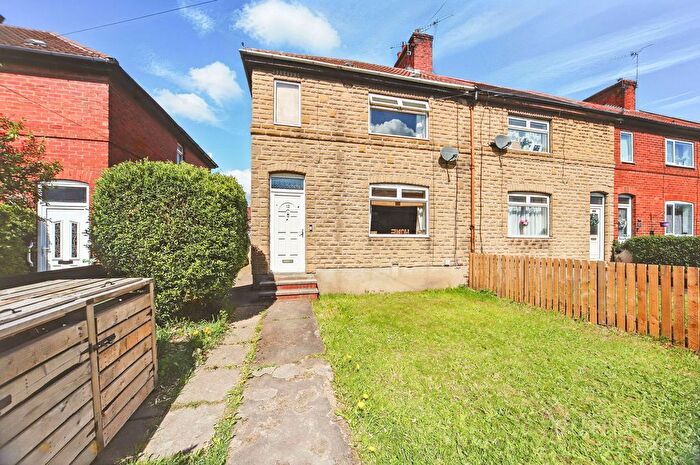 3 Bedroom End Terrace House For Sale In Newstead Avenue, Fitzwilliam, WF9