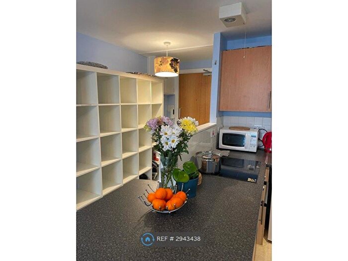 Studio To Rent In Merchant City, Glasgow, G1