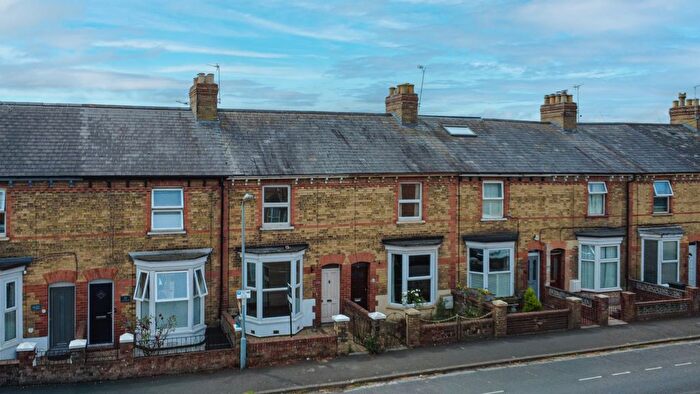 3 Bedroom Terraced House To Rent In Cyril Street, Taunton, TA2