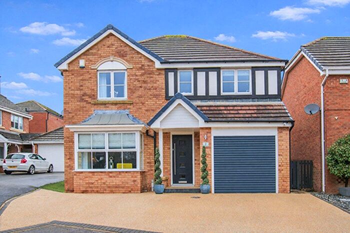 4 Bedroom Detached House For Sale In Knave Close, Horbury, Wakefield, WF4