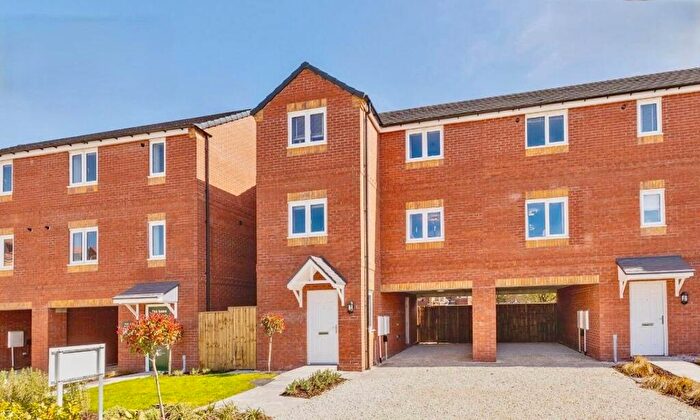 3 Bedroom Semi-Detached House For Sale In Horsley Road, Gainsborough, DN21