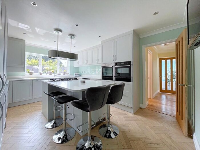 3 Bedroom Detached Bungalow For Sale In Abbots Gardens, Whaplode, PE12