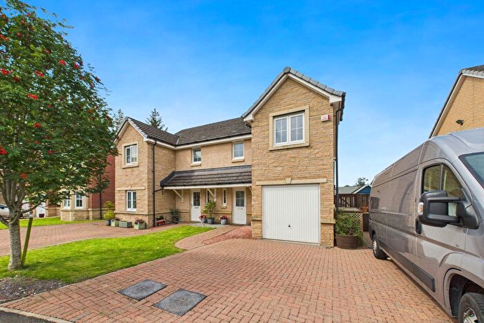3 Bedroom Semi-Detached House For Sale In Kingfisher Court, Motherwell, ML1