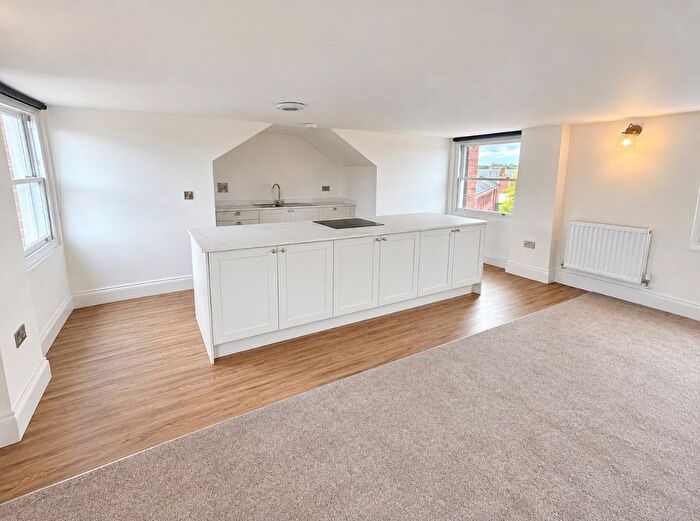 1 Bedroom Flat To Rent In St. Marys Gate, Derby, DE1