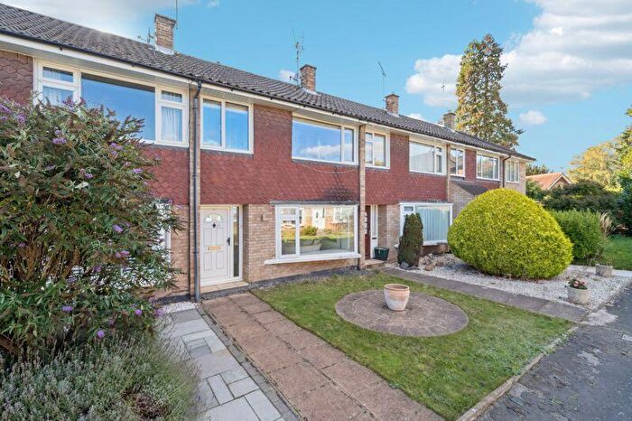 3 Bedroom Terraced House For Sale In Spring Gardens, Marlow, SL7