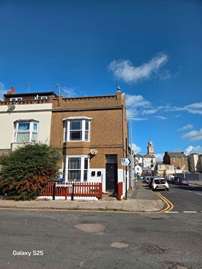 2 Bedroom Flat To Rent In Mortimer Street, Herne Bay, CT6