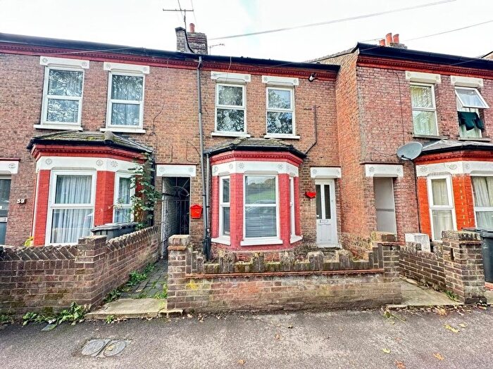 1 Bedroom Maisonette To Rent In Havelock Road, Luton, Bedfordshire, LU2