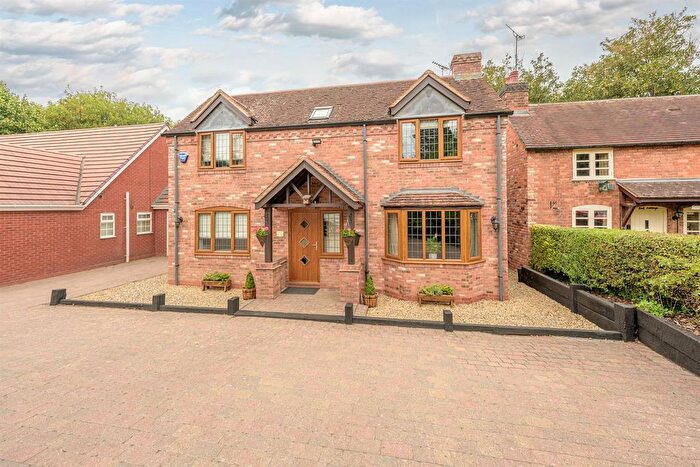 4 Bedroom Detached House For Sale In Rose Cottage, The Gutter, Belbroughton, DY9