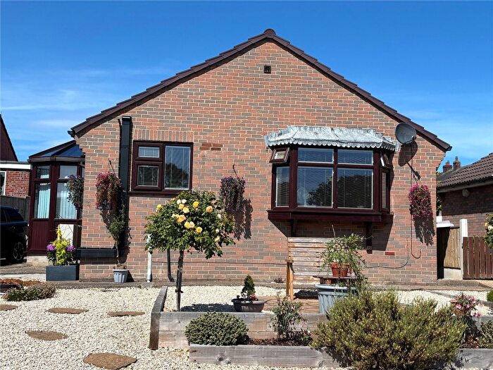 2 Bedroom Bungalow For Sale In Mill Court, Bridlington, East Yorkshire, YO16