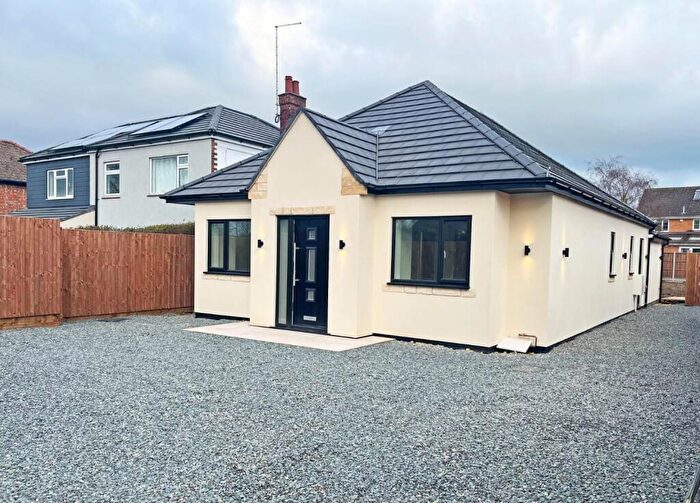 3 Bedroom Detached Bungalow For Sale In London Road, Yaxley, Peterborough, PE7