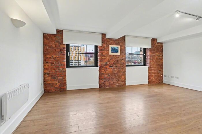 2 Bedroom Apartment For Sale In Macintosh Mills, Cambridge Street, Manchester, M1