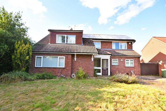 4 Bedroom Detached House For Sale In Tuxford Road, Normanton On Trent, NG23