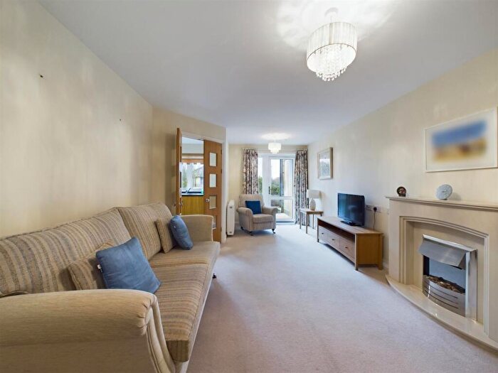 1 Bedroom Flat For Sale In Greaves Road, Lancaster, LA1