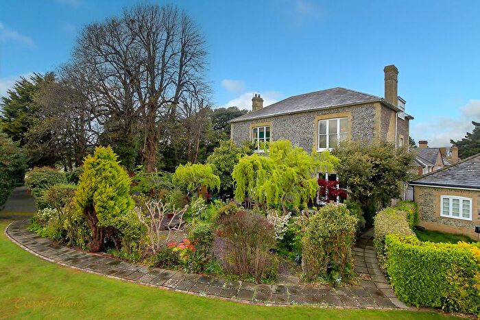 2 Bedroom Flat For Sale In Preston Paddock, Rustington, BN16