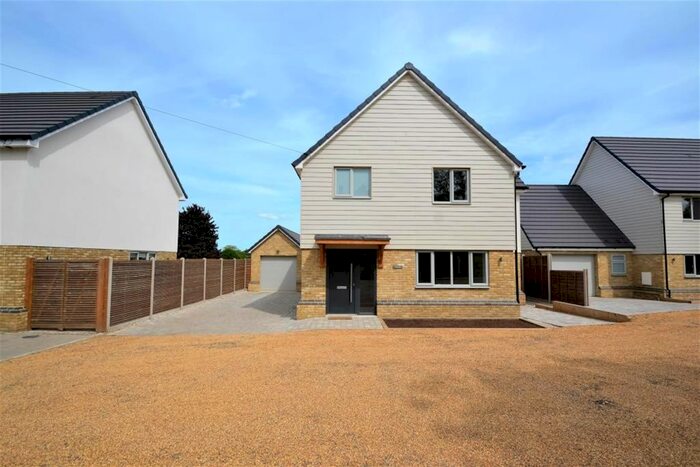 3 Bedroom Detached House For Sale In Hare Street, Buntingford, SG9