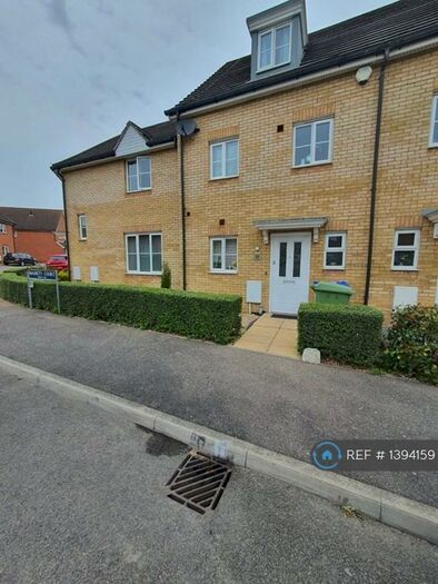4 Bedroom Terraced House To Rent In Reams Way, Kemsley, Sittingbourne, ME10