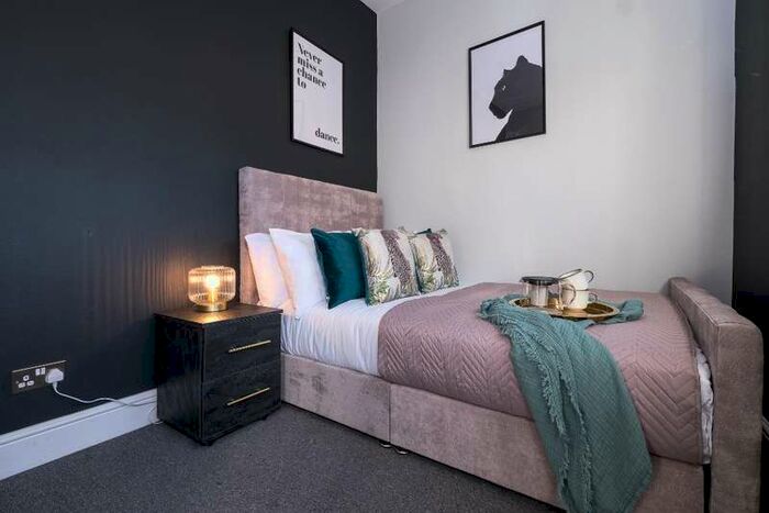 4 Bedroom Apartment To Rent In Preston Street Brighton, BN1