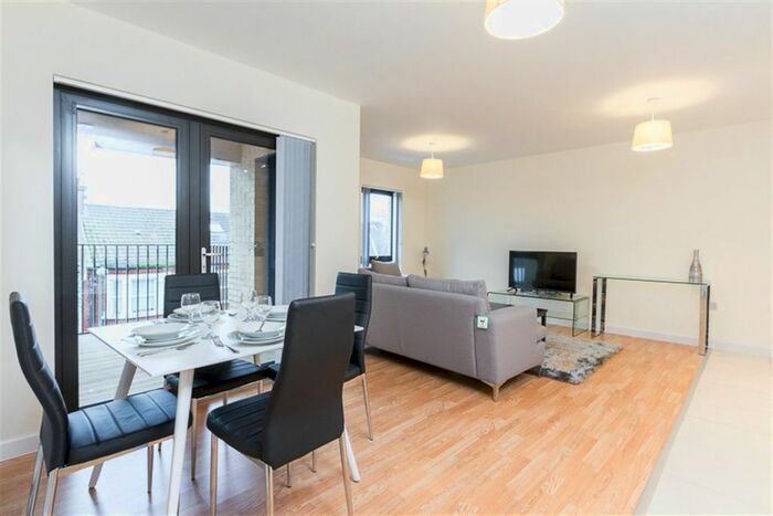 1 Bedroom Flat For Sale In Newman Close, Willesden Green, NW10