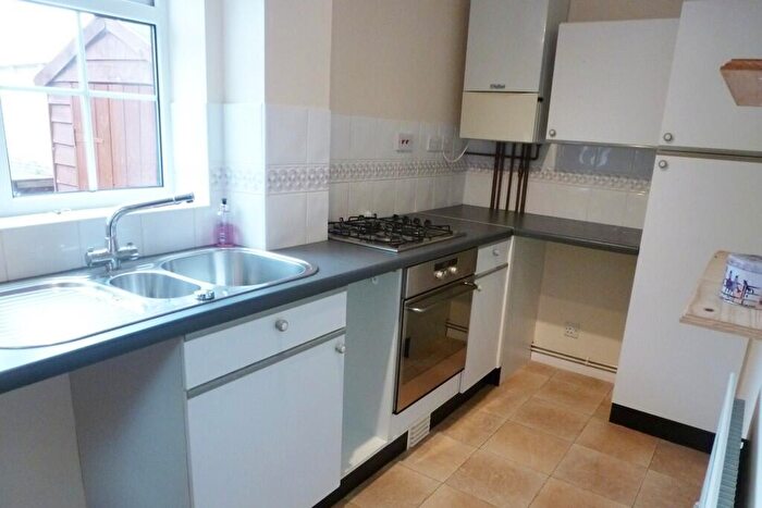 2 Bedroom End Of Terrace House To Rent In Fiveways Close, Cheddar, BS27