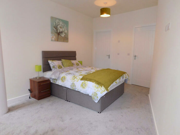 2 Bedroom Apartment To Rent In Manor Row, City Centre, Bradford, BD1