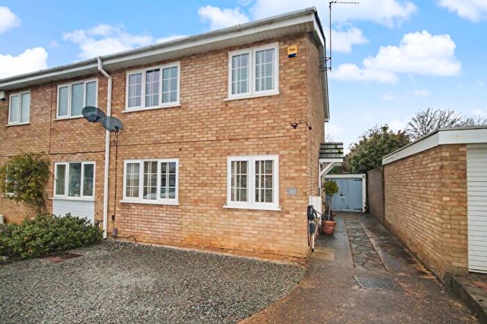 3 Bedroom Semi Detached House For Sale In Sherwood Avenue, Kingsthorpe, Northampton, NN2