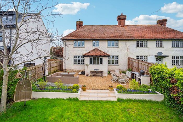 3 Bedroom Semi-Detached House For Sale In Bernards Close, Chearsley, HP18