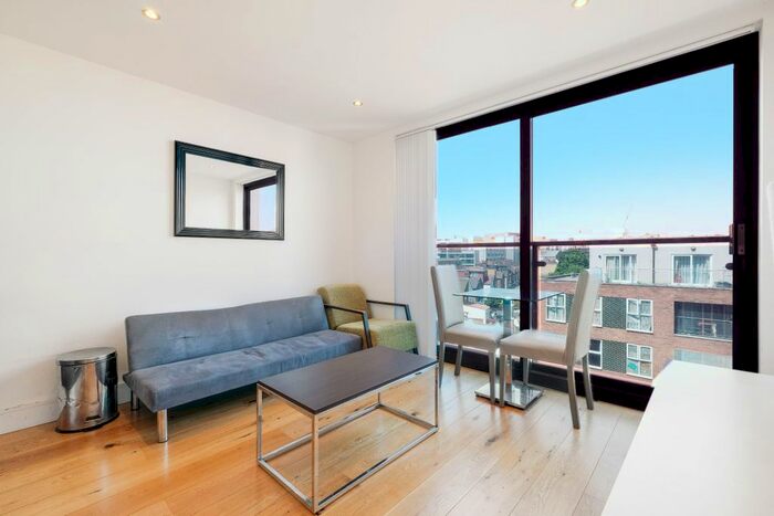 1 Bedroom Flat To Rent In Station Road, Hayes, UB3