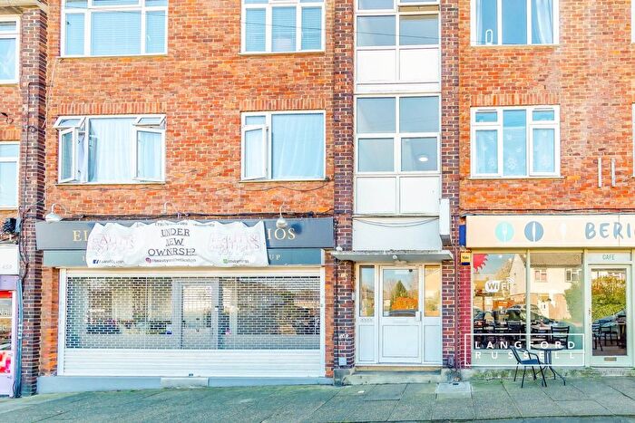 2 Bedroom Flat To Rent In Stanley Way, Orpington, BR5