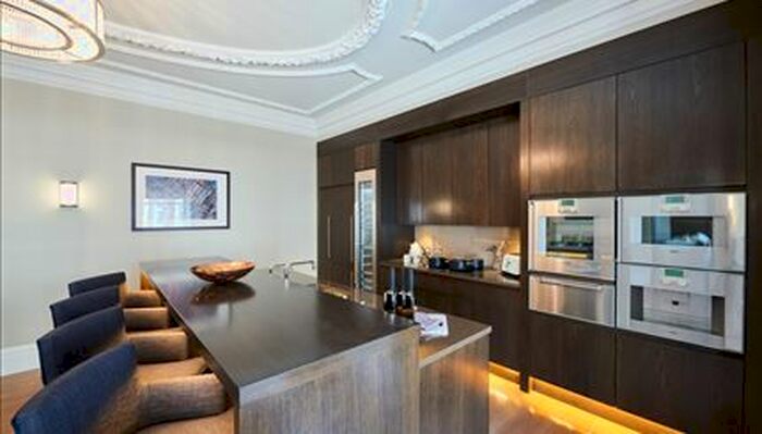 3 Bedroom Flat To Rent In Duke Street, London, W1K