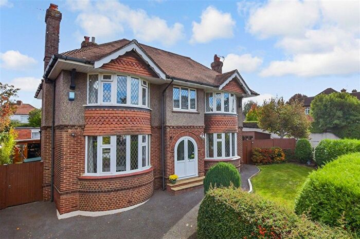 4 Bedroom Detached House For Sale In Loose Road, Maidstone, Kent, ME15