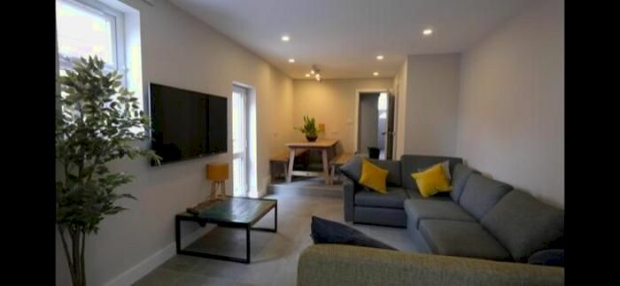 5 Bedroom Terraced House To Rent In Edenhall Avenue, Fallowfield, Manchester, M19