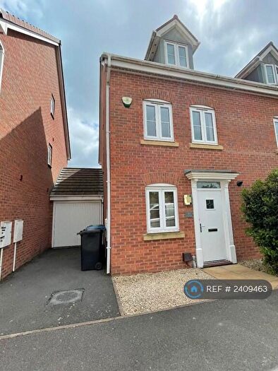 4 Bedroom Semi-Detached House To Rent In Canners Way, Stratford-Upon-Avon, CV37