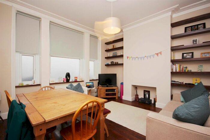 1 Bedroom Flat To Rent In Shernhall Street, London, E17