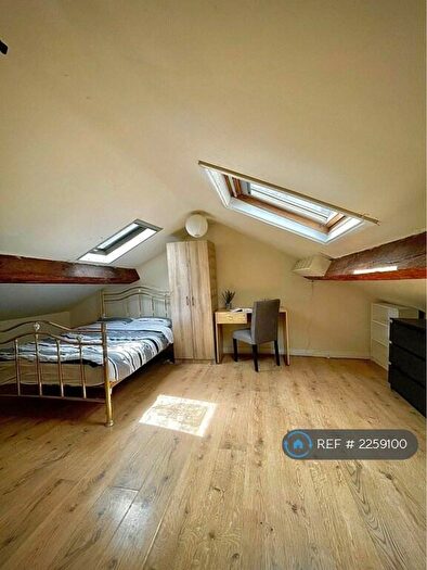 6 Bedroom Flat To Rent In Glossop Road, Sheffield, S10